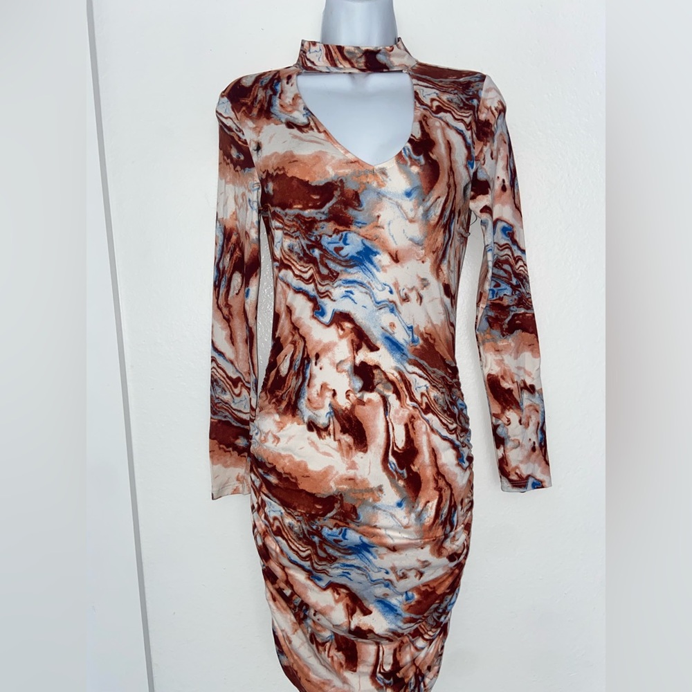 Marble dress.